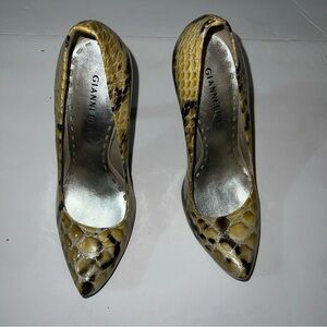 Gianni Bini Yellow and Brown Snakeskin stilettos with a glossy patent finish
